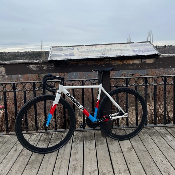 Meet your Posher, Kenneth - Picture 1 of 1